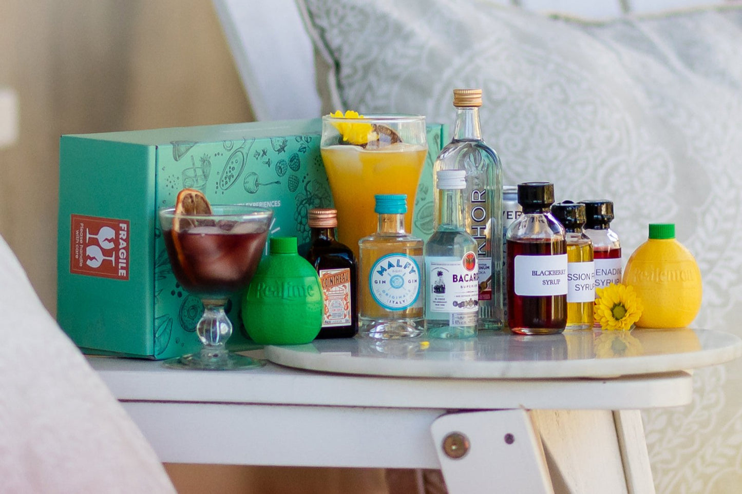 Springtime Sips: A Refreshing Cocktail Experience