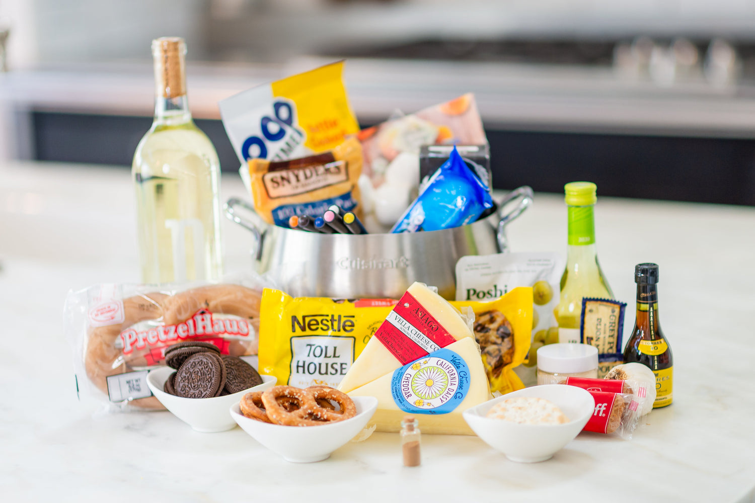 Virtual food tasting and cooking experience kit with curated gourmet ingredients
