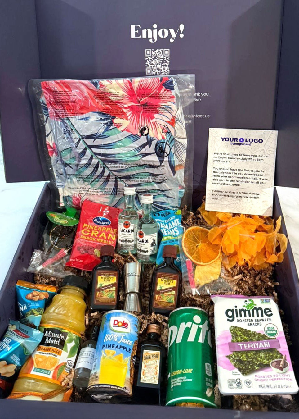 Island Vibes: Hawaiian Themed Cocktail Experience