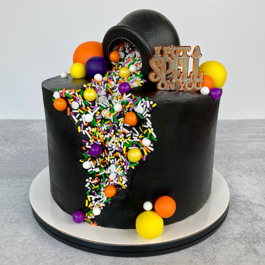 Hocus Pocus® Halloween Cake Decorating Experience!